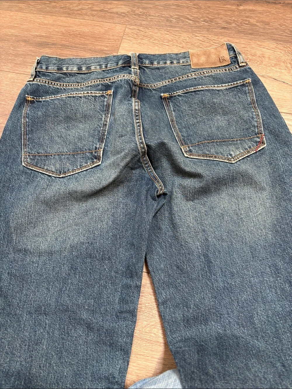 Banana Republic Selvedge Medium Blue Distressed Straight Jeans Like new